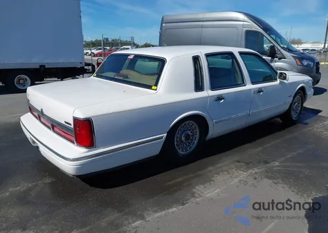 1996 Lincoln Town Car Executive из США, поврежденный, VIN 1LNLM81W8TY697938